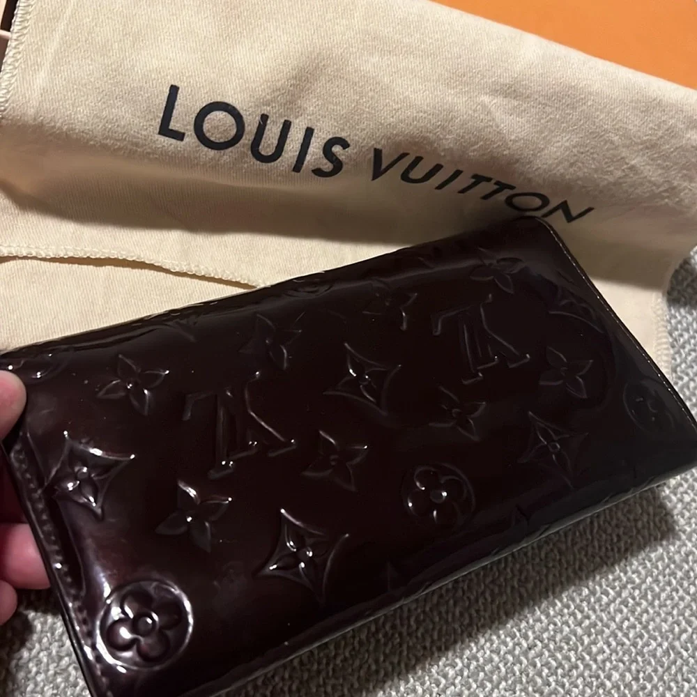 Louis Vuitton authentic louis